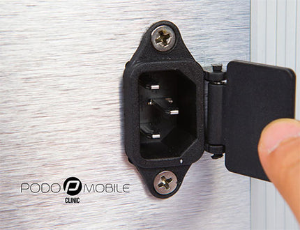Megapoint Pedicuremotor Koffer PodoMobile Maxi op Wieltjes Zilver